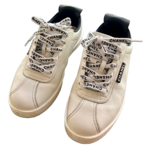 CHANEL LOW-TOP CALFSKIN SNEAKERS (SIZE 35)