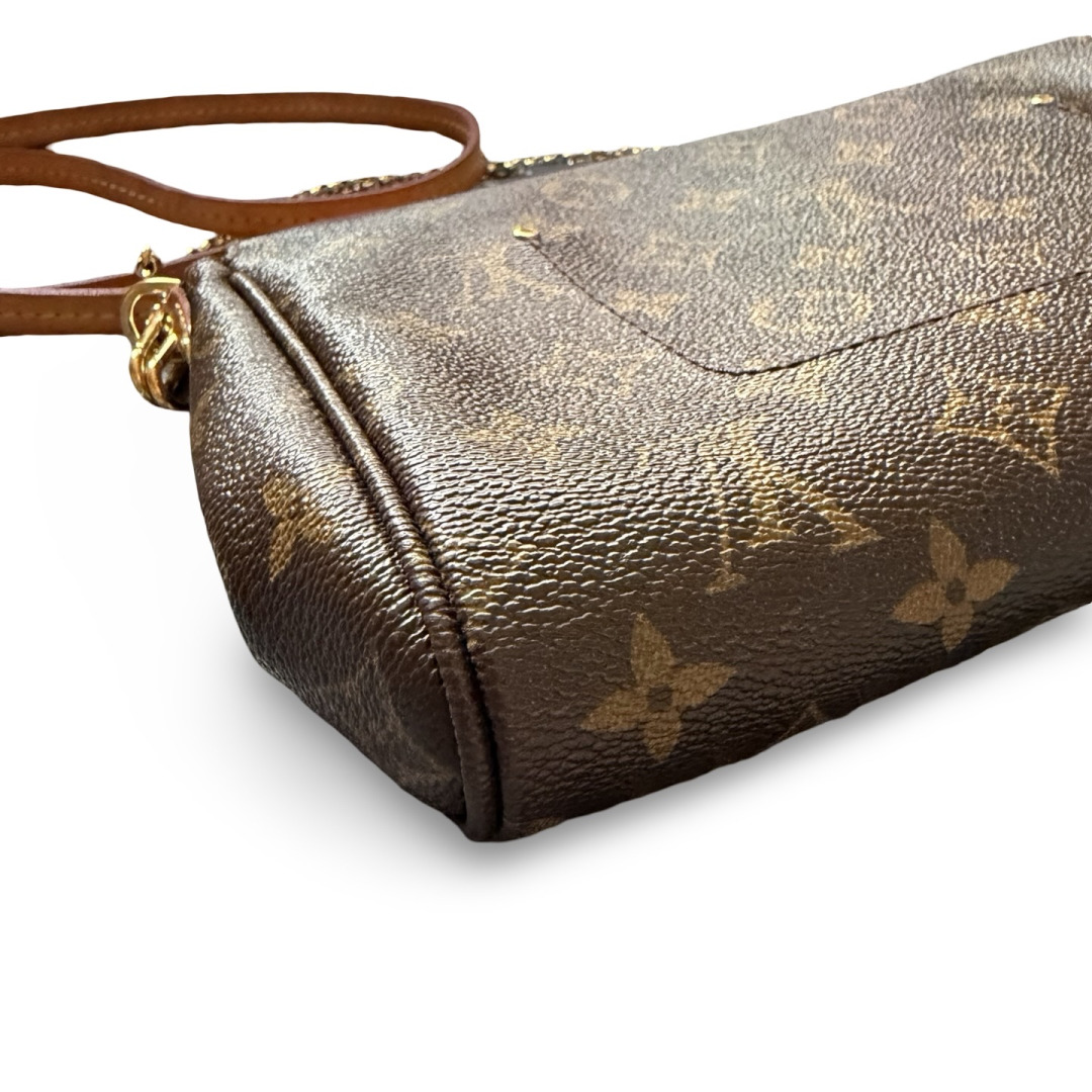 LOUIS VUITTON MONOGRAM FAVORITE MM SHOULDER/CROSSBODY BAG - Image 9